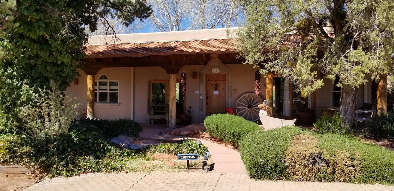 Adobe Hacienda Bed & Breakfast Sedona Exterior photo